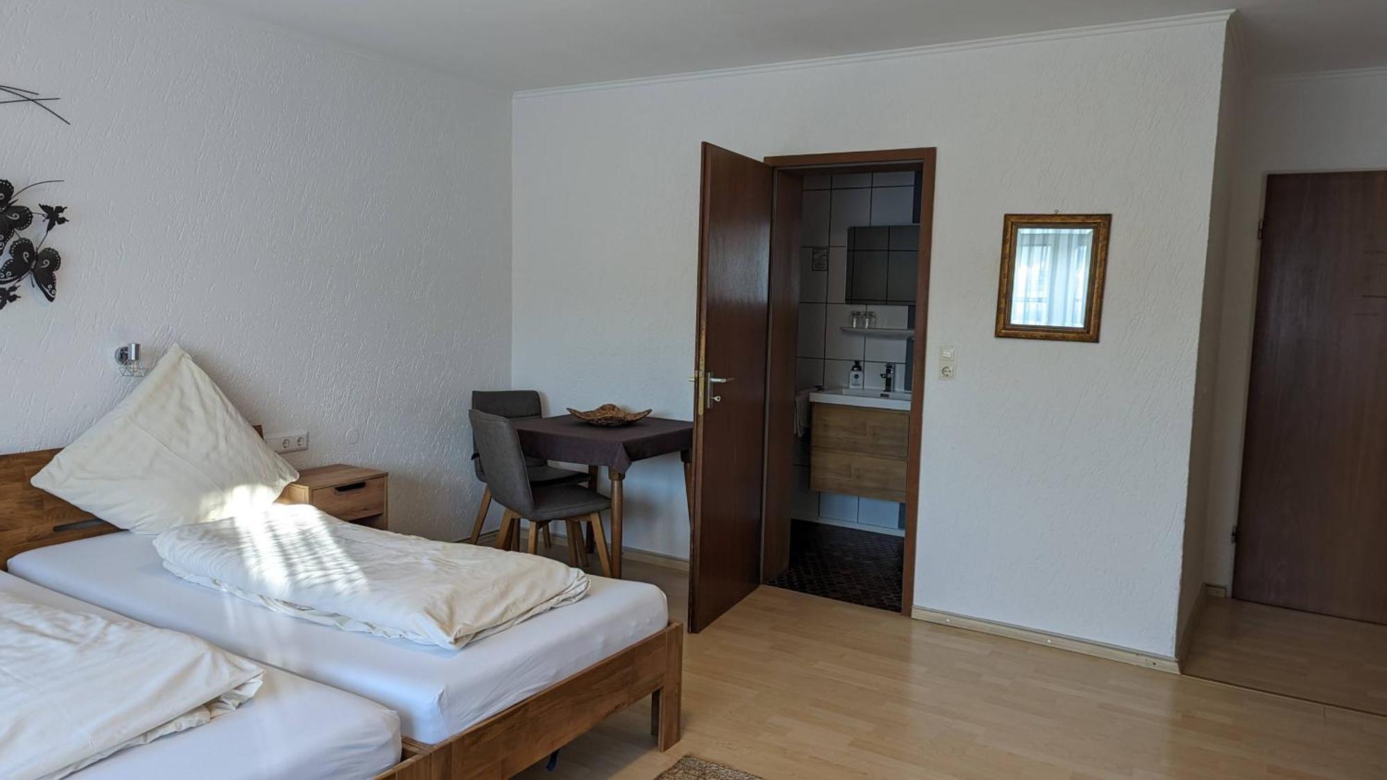 Hotel Cafe Zum Toni à Thyrnau Extérieur photo
