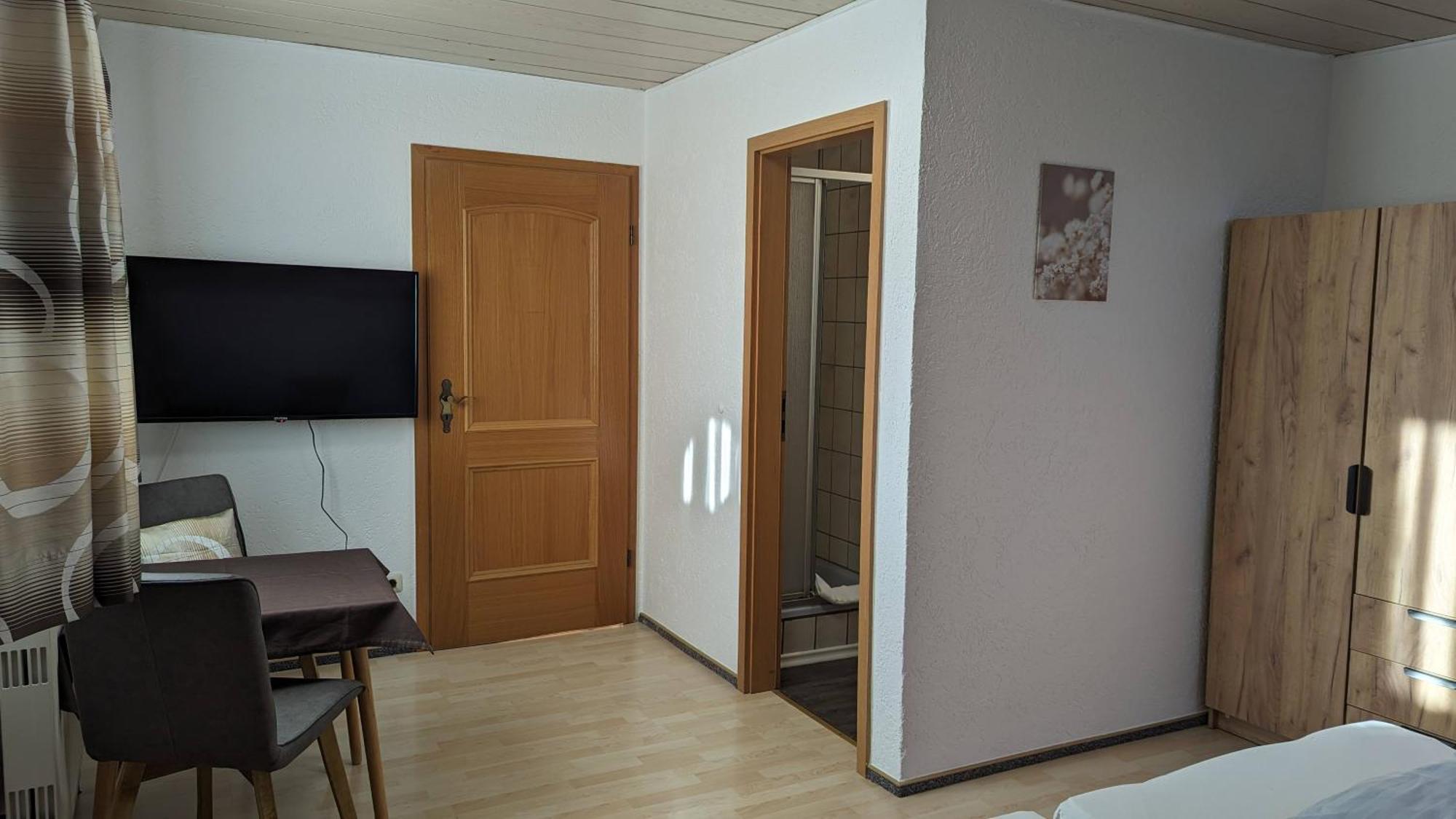 Hotel Cafe Zum Toni à Thyrnau Extérieur photo